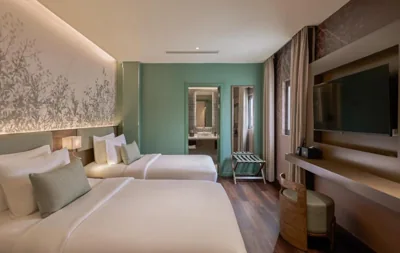 Premier twin avec fenêtre — KiN Hotel Central Park